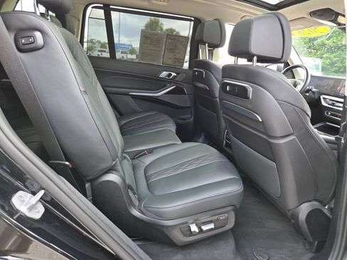 Used 2026 BMW X7 xDrive40i AWD/4WD image 22