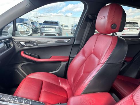 Used 2021 Porsche Macan GTS image 15