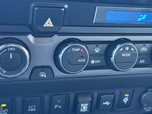 Certified 2023 Toyota Tacoma TRD Sport w/ Advanced Technology Package AWD/4WD image 29