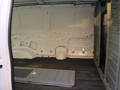 Used 2013 Ford E-250 and Econoline 250 w/ PWR Group image 21