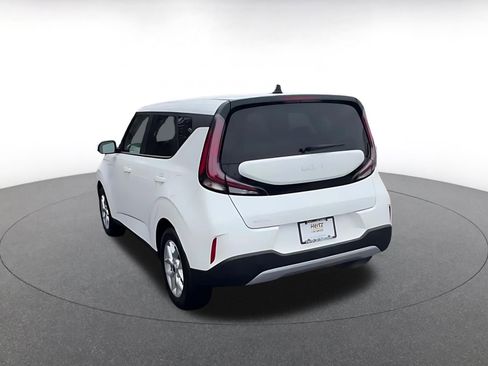 Used 2025 Kia Soul LX w/ Option Group 015 image 11