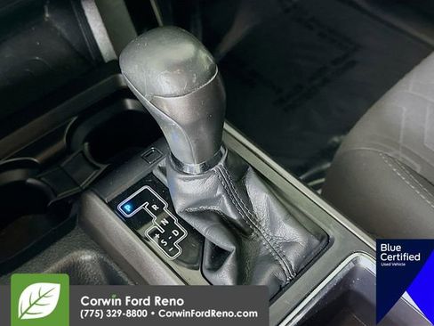 Used 2019 Toyota Tacoma TRD Off-Road w/ Technology Package AWD/4WD image 19