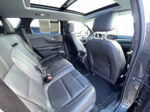 Used 2019 Chevrolet Blazer LT w/ Sun and Wheels Package AWD/4WD image 23