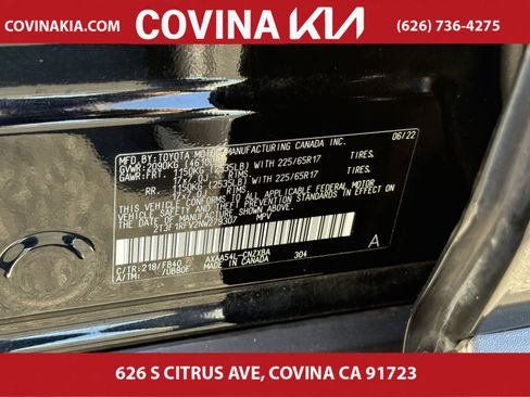 Used 2022 Toyota RAV4 LE image 32