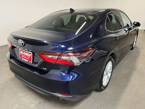 Used 2022 Toyota Camry LE FWD image 3