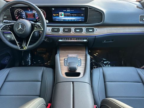New 2025 Mercedes-Benz GLE 450 4MATIC image 13