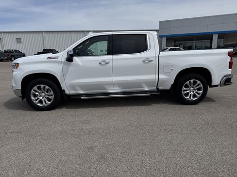 Used 2025 Chevrolet Silverado 1500 LTZ w/ LTZ Premium Package AWD/4WD image 2