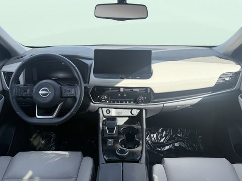 Used 2024 Nissan Rogue SL w/ SL Premium Package image 57