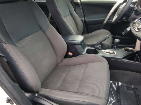 Used 2015 Toyota RAV4 XLE image 23