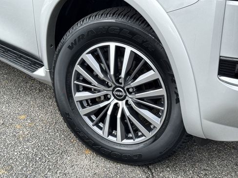 Used 2024 Nissan Armada SL w/ Captain's Chairs Package image 13