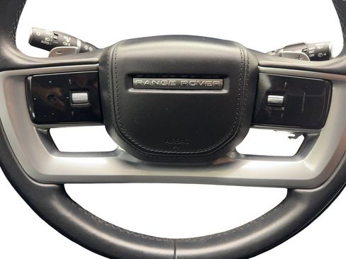 Used 2023 Land Rover Range Rover SE image 55
