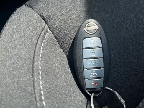 Used 2025 Nissan Altima 2.5 SV FWD image 25