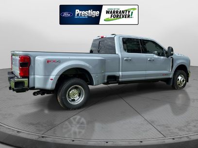 New 2027 Ford F350 Lariat w/ Lariat Ultimate Package