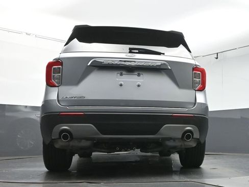 Used 2022 Ford Explorer Limited w/ Equipment Group 301A image 38