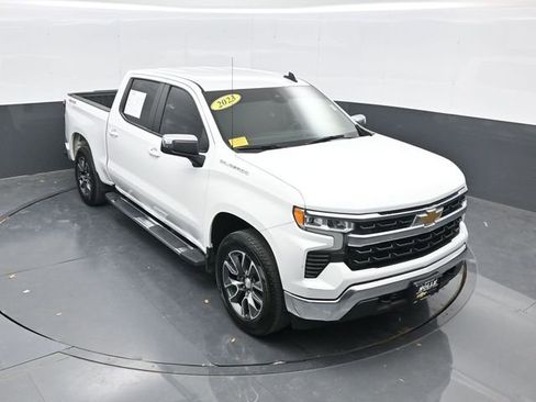 Used 2023 Chevrolet Silverado 1500 LT AWD/4WD image 1