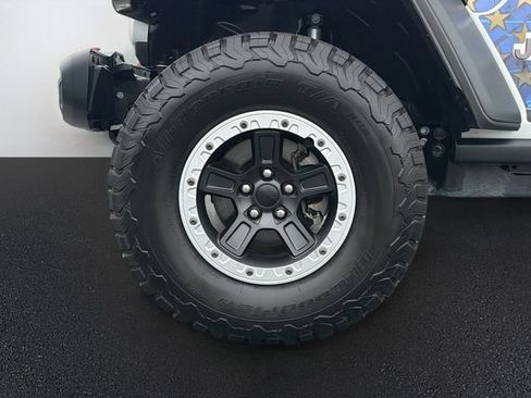 Used 2026 Jeep Gladiator Rubicon w/ Steel Power Dome Hood Package AWD/4WD image 31