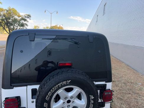 Used 2006 Jeep Wrangler X w/ Tire & Wheel Group (Ecco) AWD/4WD image 3