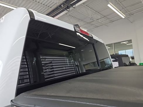 Used 2023 RAM 1500 Big Horn image 16