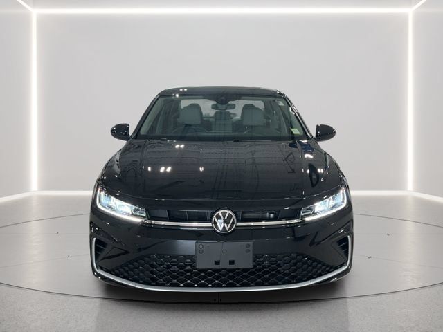 Used 2026 Volkswagen Jetta SE FWD image 9
