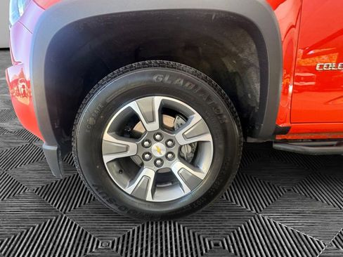 Used 2019 Chevrolet Colorado Z71 image 9