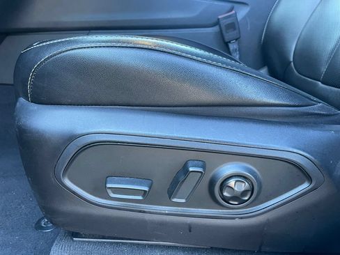 Used 2024 Jeep Grand Cherokee L Limited w/ Luxury Tech Group II AWD/4WD image 10