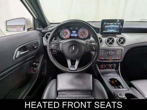 Used 2017 Mercedes-Benz GLA 250 4MATIC image 2