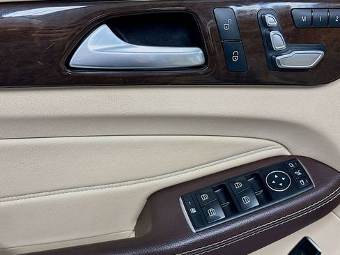 Used 2017 Mercedes-Benz GLE 350 4MATIC image 19