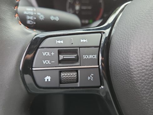 Certified 2024 Honda HR-V Sport image 22