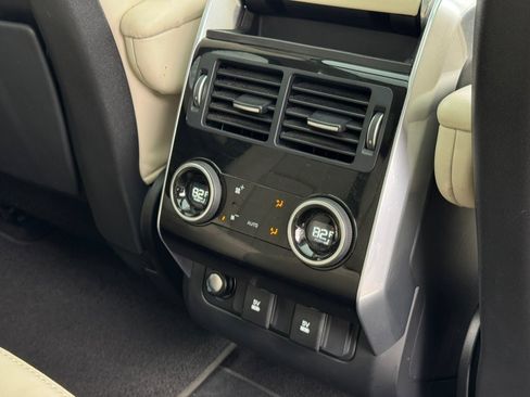 Used 2021 Land Rover Range Rover Sport HSE Silver Edition image 35