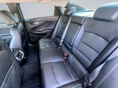 Used 2021 Chevrolet Malibu Premier FWD image 25