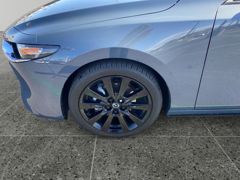 Used 2025 MAZDA MAZDA3 s AWD/4WD image 14