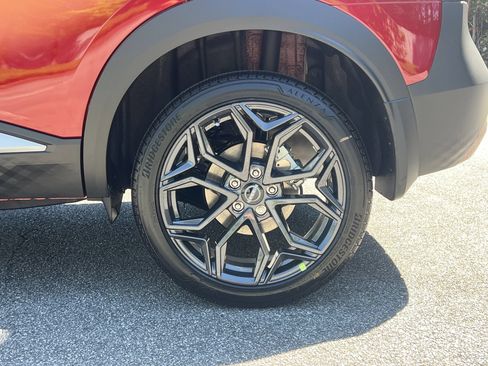 New 2026 Nissan Kicks SR FWD image 24