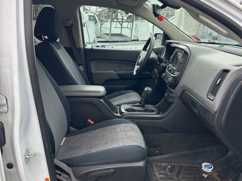 Used 2017 Chevrolet Colorado W/T w/ WT Convenience Package image 19