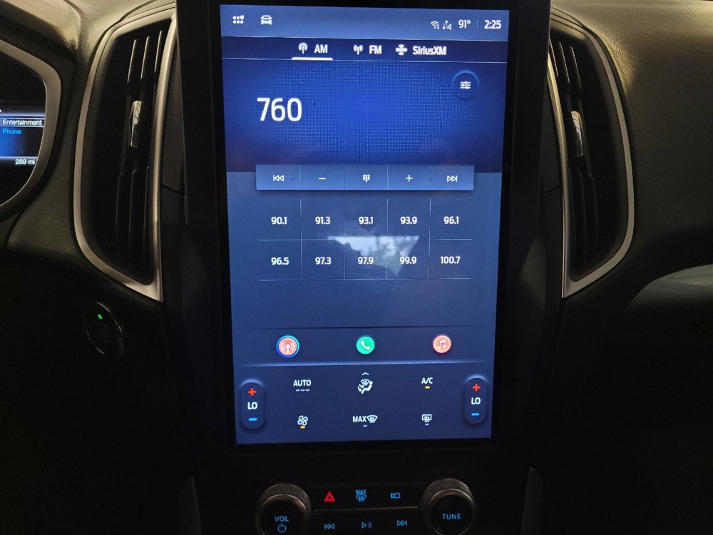 Used 2021 Ford Edge SE FWD image 25