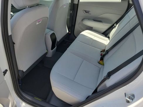 New 2027 Hyundai Kona SE FWD image 24