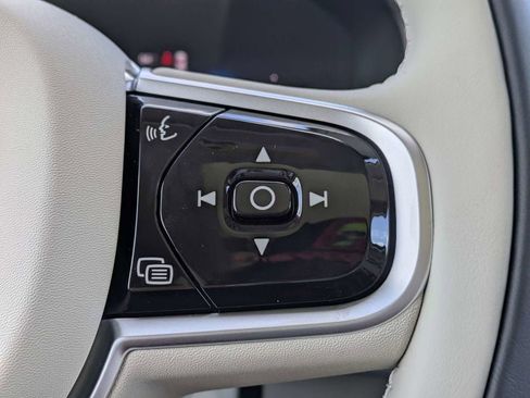 New 2026 Volvo XC90 T8 Ultra w/ Protection Package Premier AWD/4WD image 39
