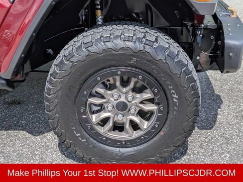Used 2021 Jeep Wrangler Unlimited Rubicon w/ Trailer Tow Package AWD/4WD image 10