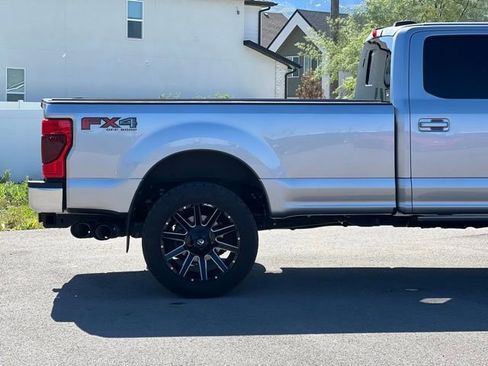 Used 2022 Ford F350 Lariat w/ Lariat Ultimate Package AWD/4WD image 9