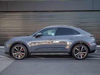 Used 2025 Porsche Macan 4S Electric AWD/4WD video 2