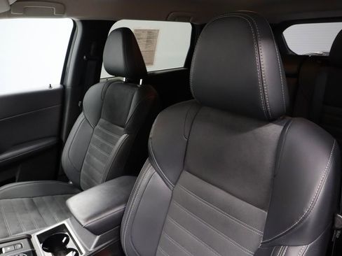 Used 2024 Mitsubishi Outlander SE image 27