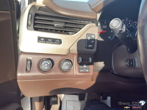 Used 2018 GMC Yukon XL Denali w/ Open Road Package image 31