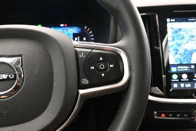 Used 2023 Volvo S60 B5 Core w/ Climate Package FWD image 23