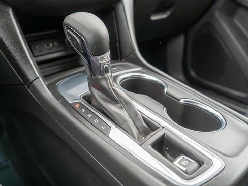 Used 2023 Chevrolet Equinox LT image 33