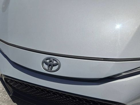 Used 2021 Toyota Corolla SE FWD image 11