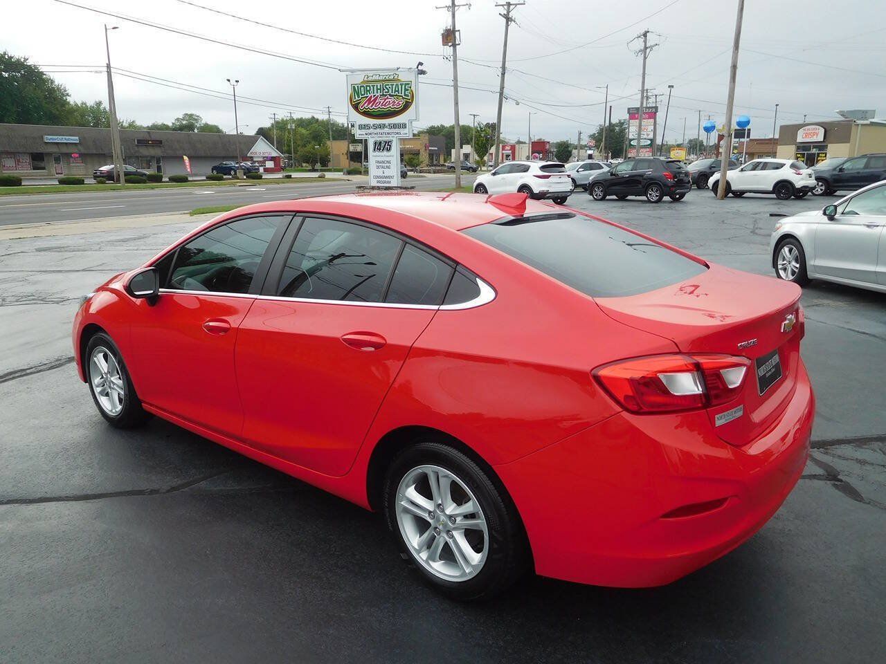 Used 2018 Chevrolet Cruze LT FWD image 6