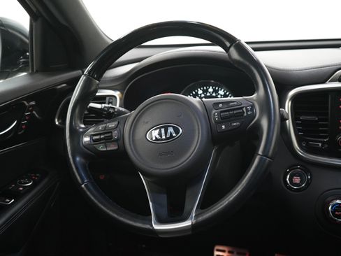 Used 2017 Kia Sorento SX AWD/4WD image 16