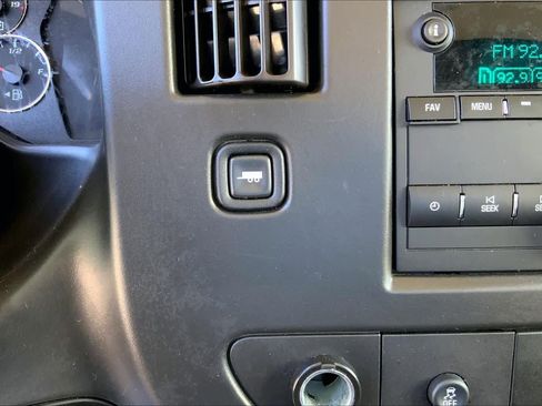 Used 2024 GMC Savana 2500 w/ Driver Convenience Package image 25