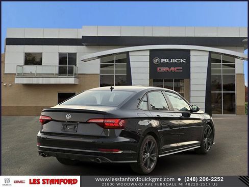 Used 2019 Volkswagen Jetta GLI image 6