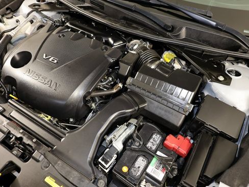 Used 2023 Nissan Maxima SV w/ Floor Mat Group image 34