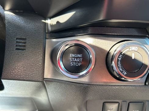 Used 2020 Toyota Tacoma TRD Off-Road w/ TRD Premium Off Road Package image 22